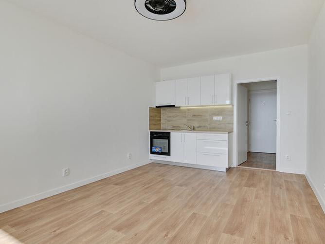 Pronájem bytu 1+kk 29 m2