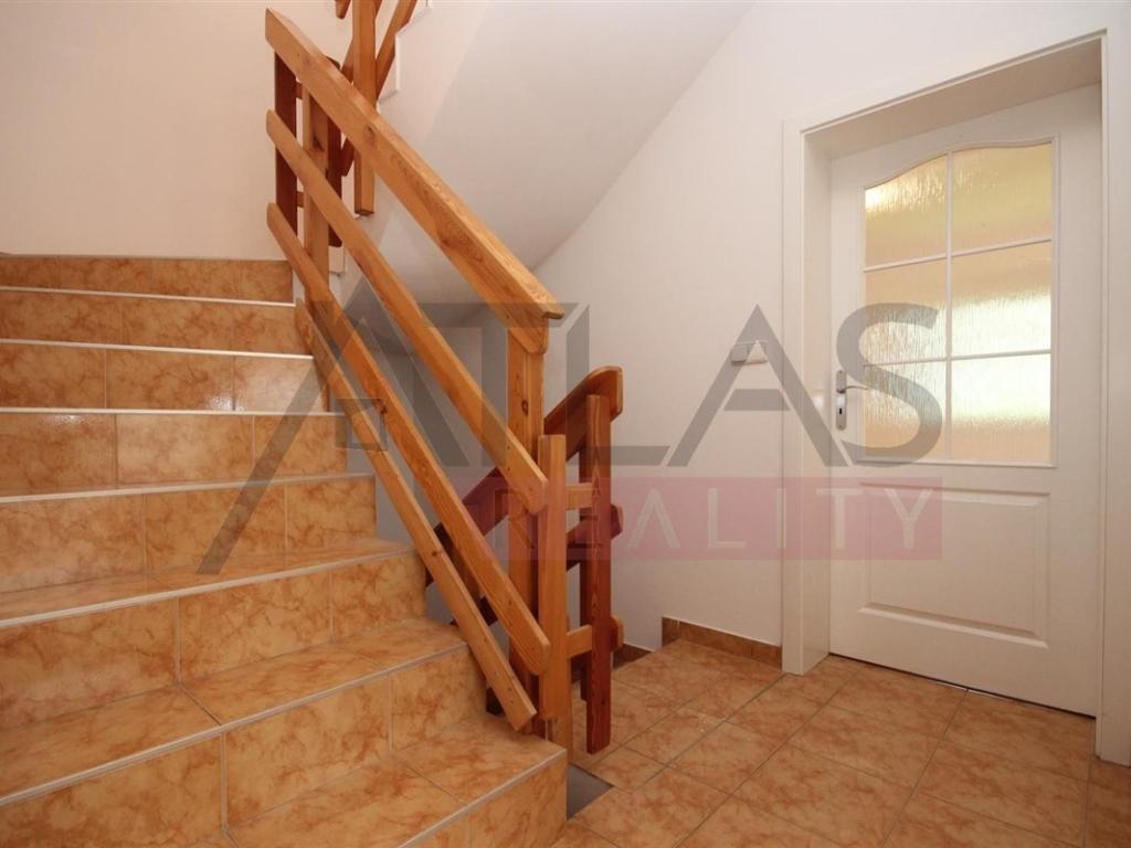 Pronájem domu 200 m² – pohled 6