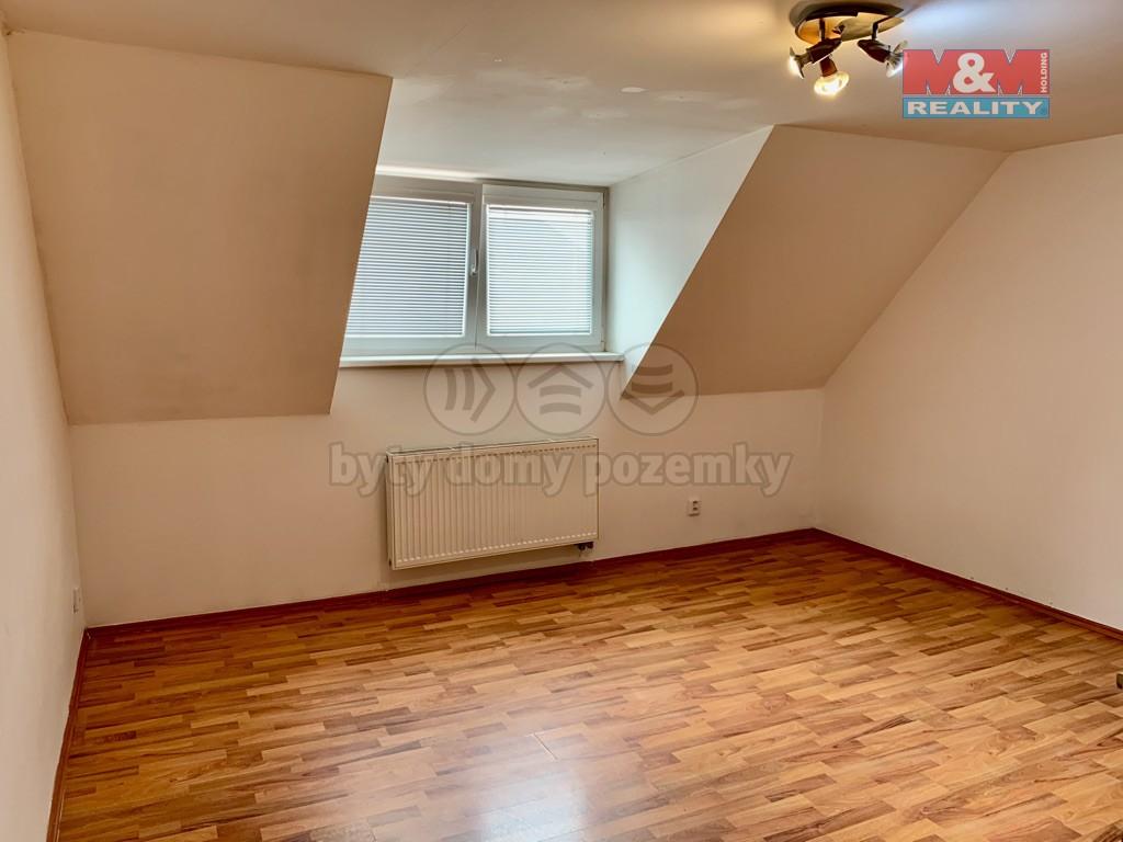 Pronajem bytu 2+kk 42 m2