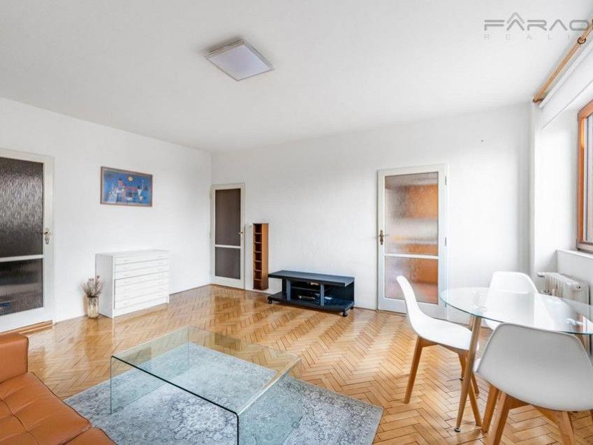 Pronájem bytu 1+1 40 m2