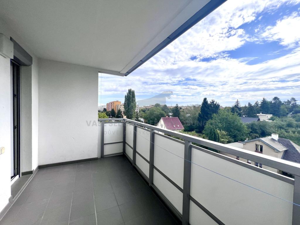 Pronájem bytu 3+1 75 m2, Praha – náhled fotky 18