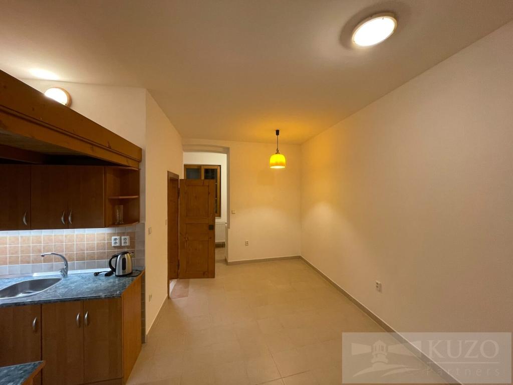 Pronájem bytu 2+kk 45 m2