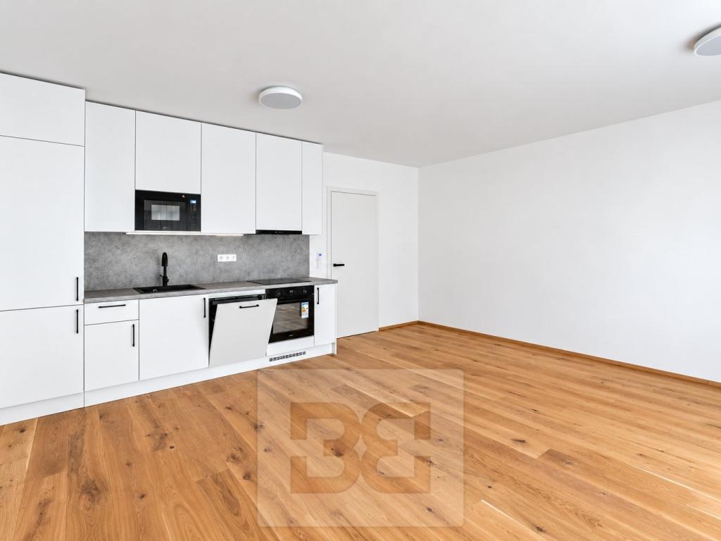 Prodej bytu 1+kk 40 m2, Praha – náhled fotky 4