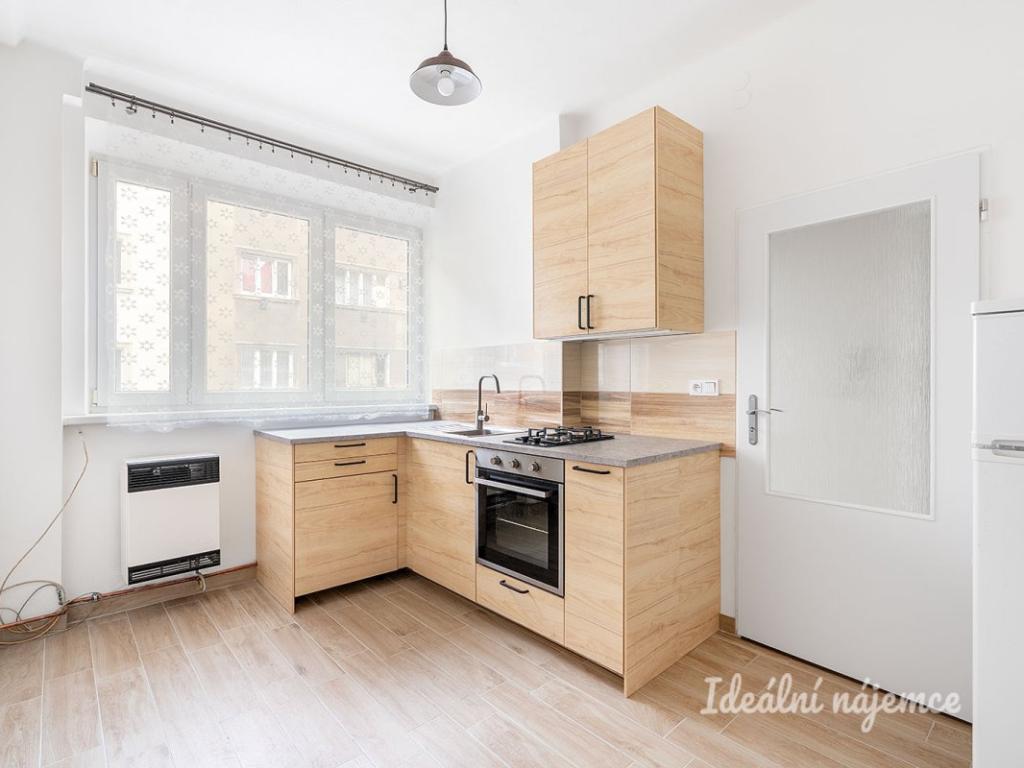 Pronájem bytu 1+1 35 m2