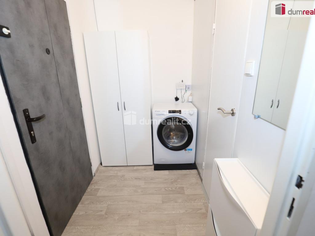 Prodej bytu 1+kk 33 m2, Praha – náhled fotky 10