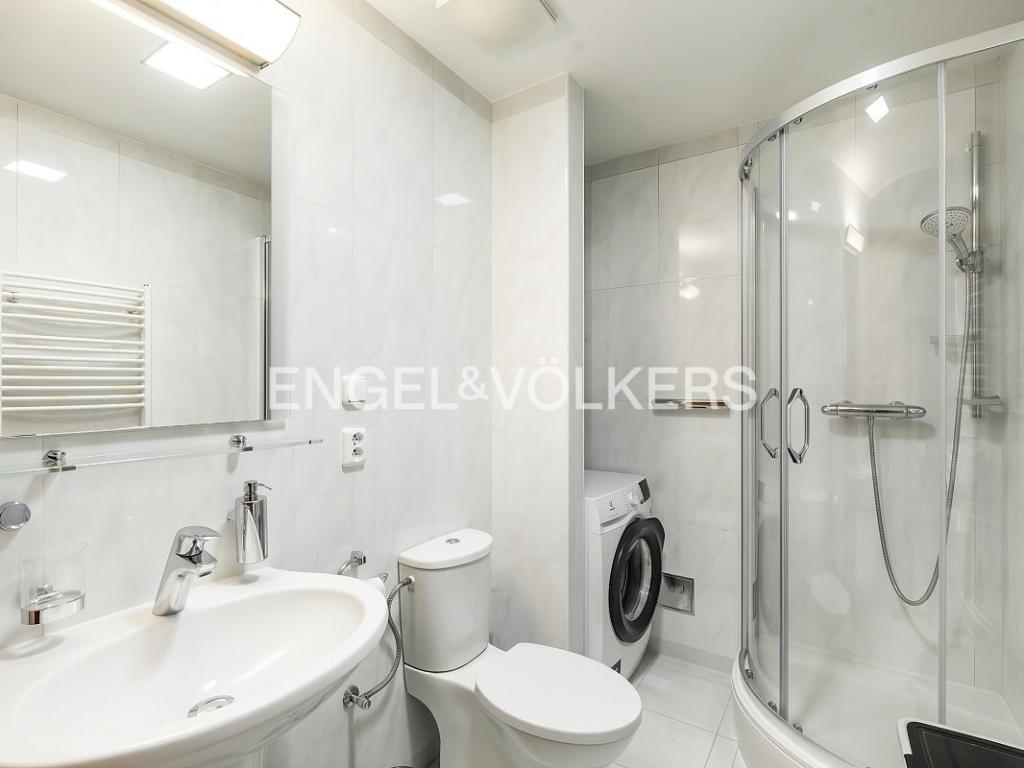 Pronájem bytu 4+kk 135 m2, Praha – náhled fotky 9