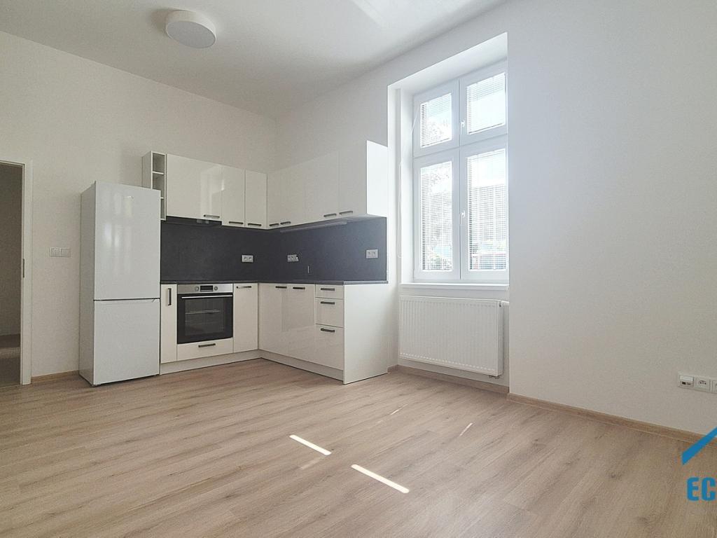 Pronájem bytu 2+kk 42 m2