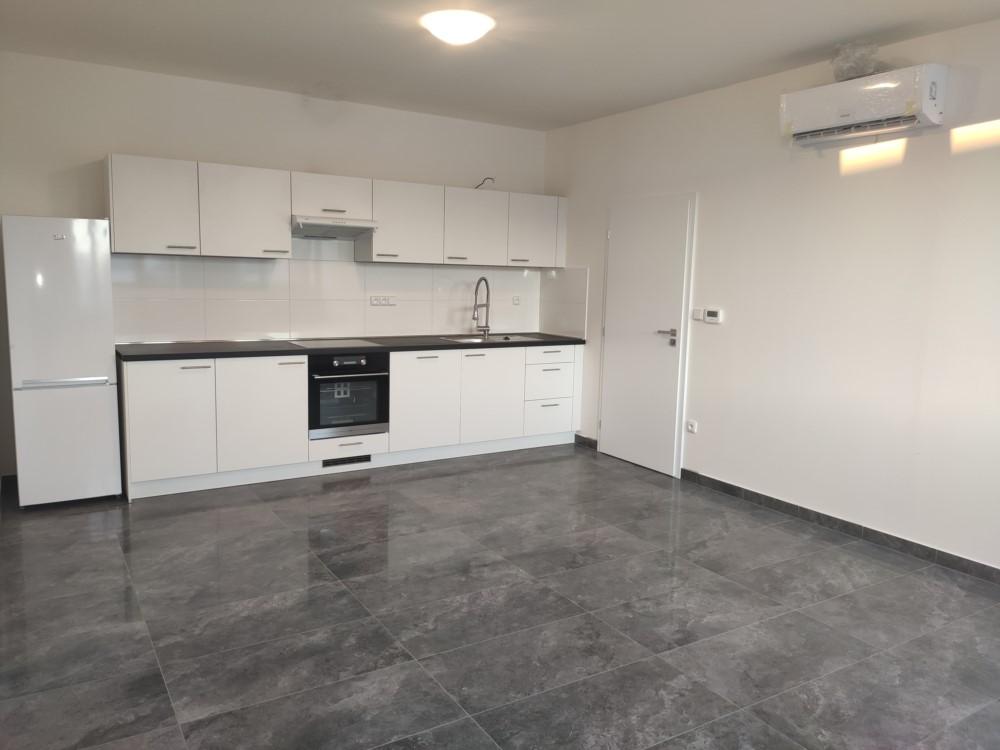 Pronajem bytu 1+kk 36 m2
