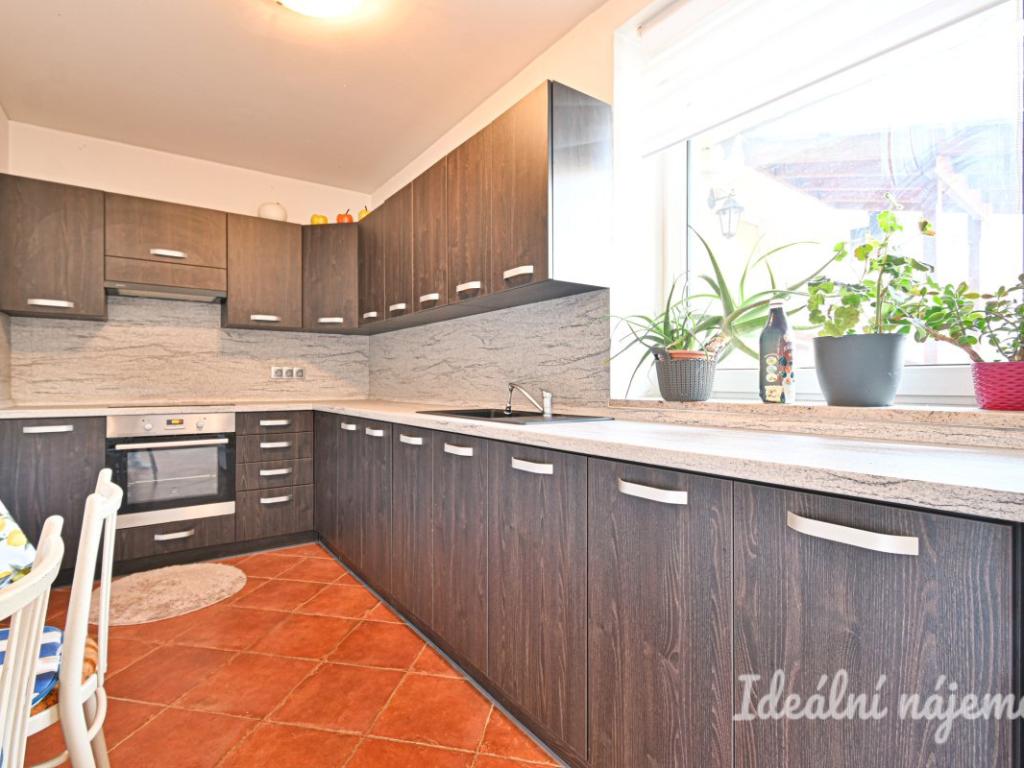 Pronájem bytu 1+kk 42 m2