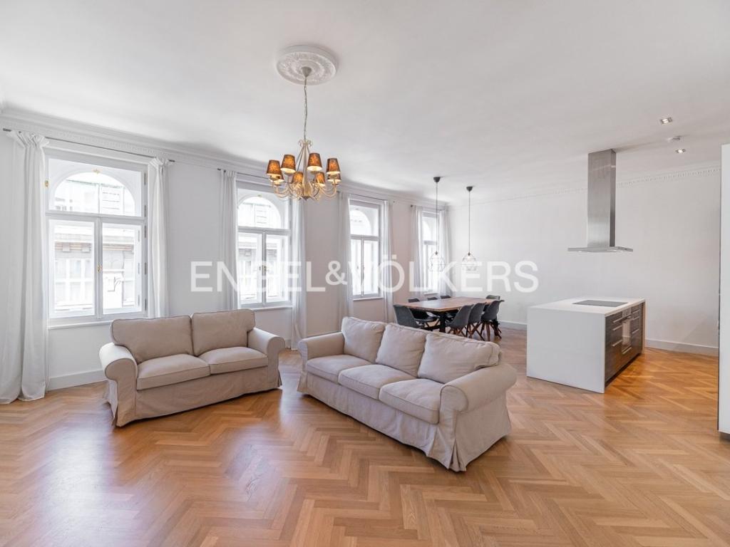 Pronájem bytu 5+kk 172 m2