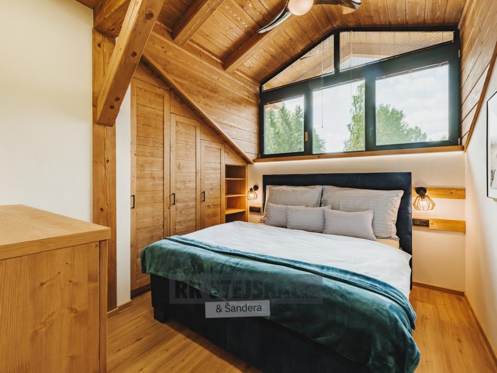 Pronájem bytu 2+kk 64 m2