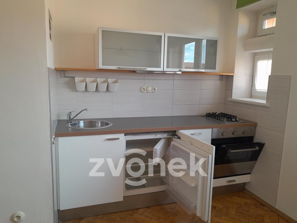 Pronájem bytu 2+kk 42 m2