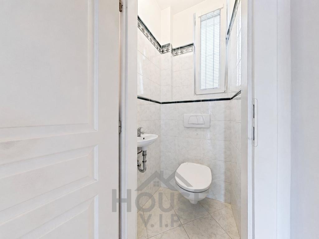 Prodej bytu 3+1 80 m2, Praha – náhled fotky 17
