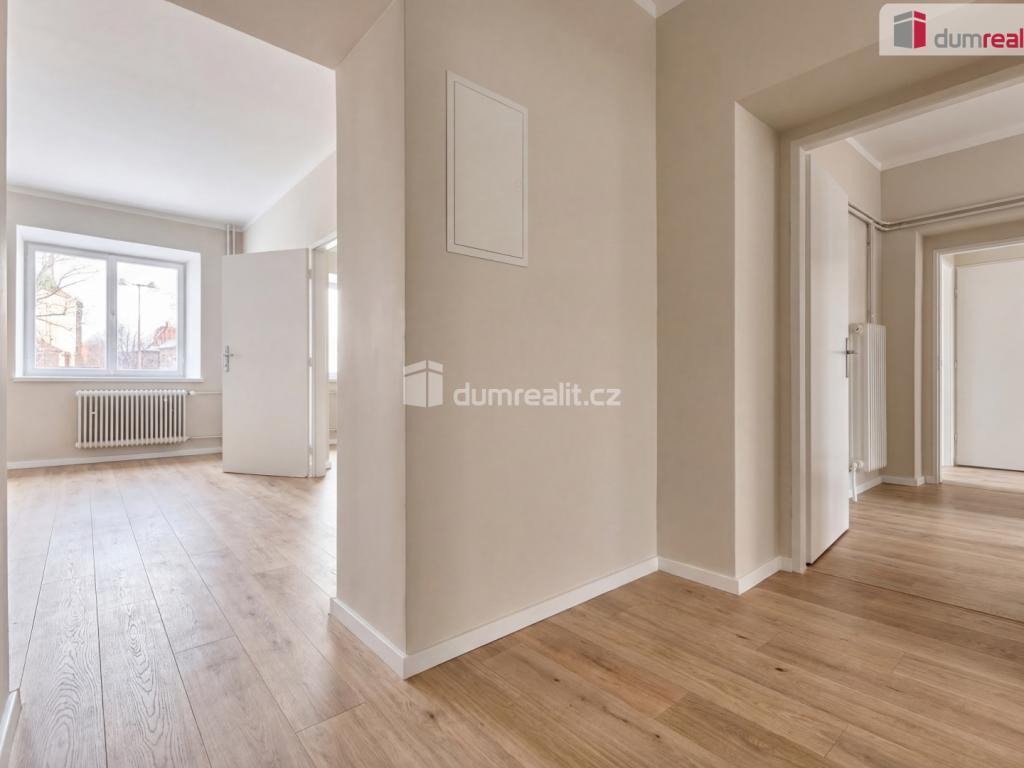 Prodej domu 200 m2, Kravaře – náhled fotky 13
