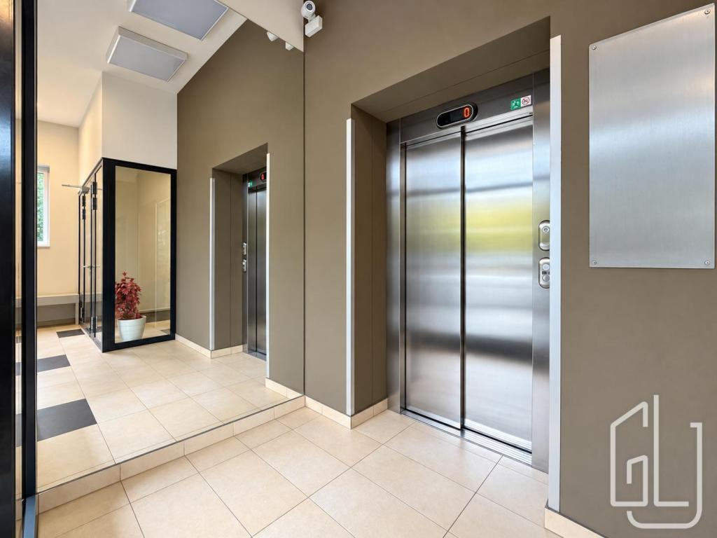 Prodej bytu 2+kk 74 m2, Praha – náhled fotky 19
