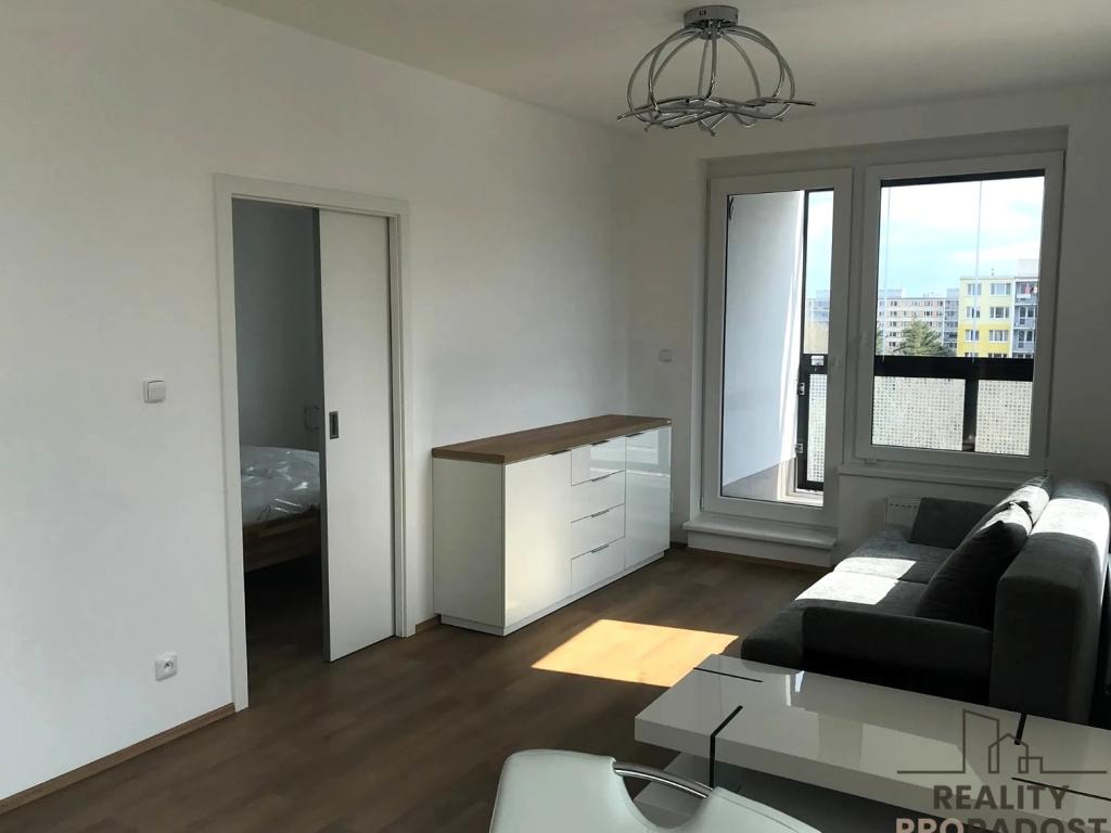 Pronájem bytu 2+kk 56 m2