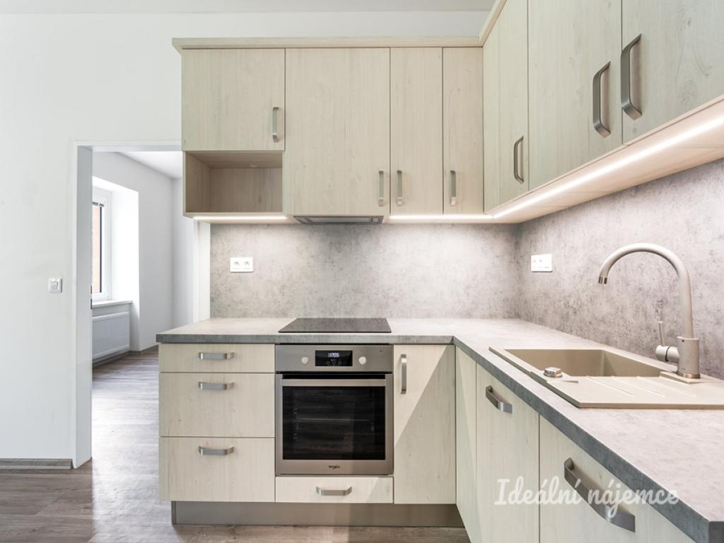 Pronájem bytu 2+kk 60 m2