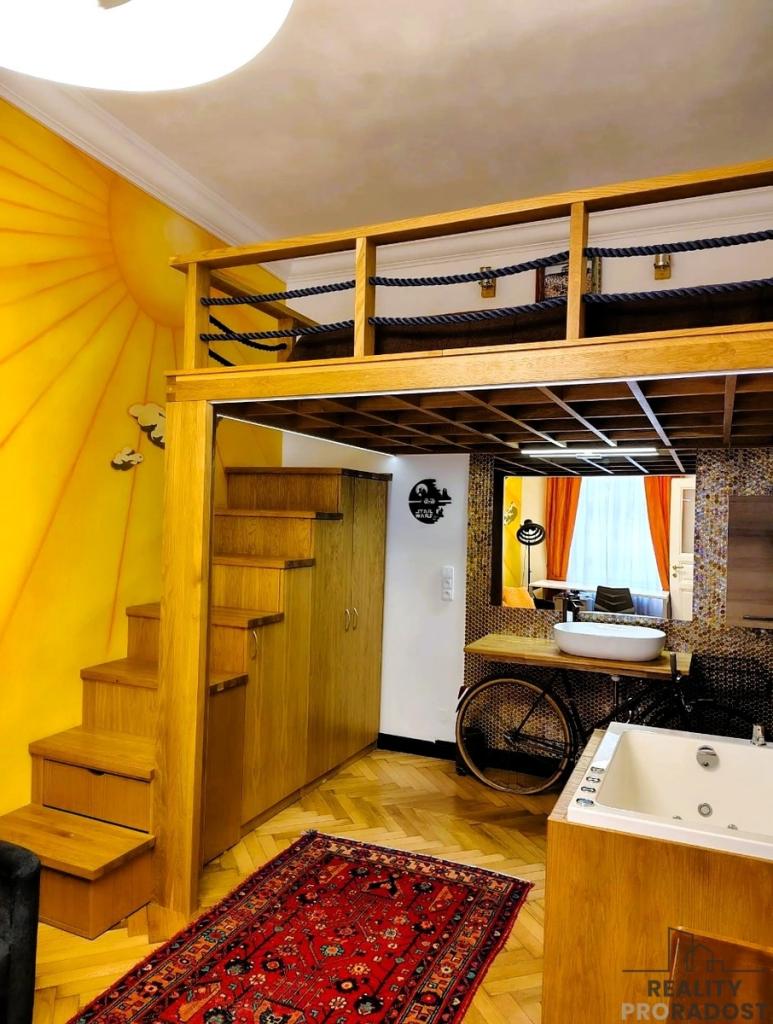 Pronájem bytu 1+1 32 m2