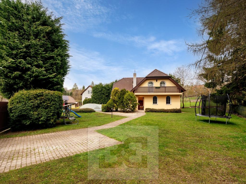 Casa, 170 m², terreno 1332 m²