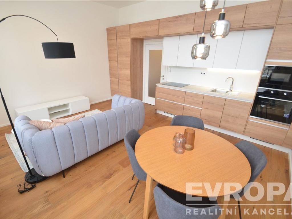 Pronájem bytu 2+kk 55 m2