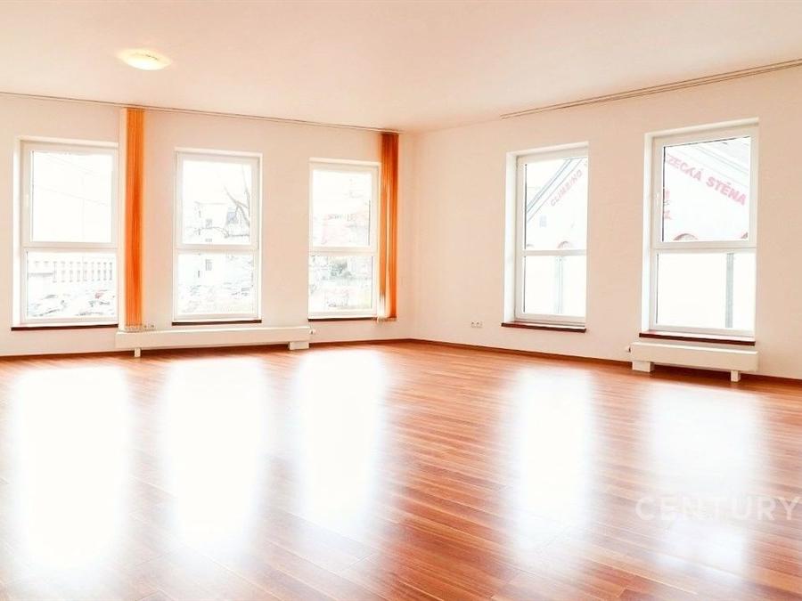 Pronájem bytu 2+kk 85 m2
