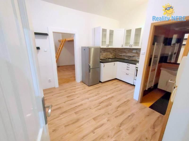 Pronájem bytu 2+kk 40 m2