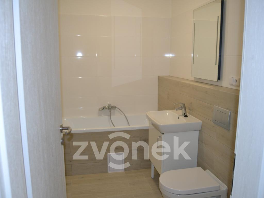 Pronájem bytu 2+kk 55 m2, Vsetín – náhled fotky 6