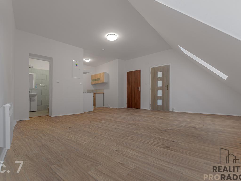 Pronájem bytu 2+kk 44 m2