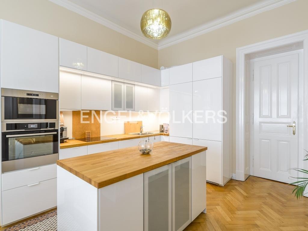 Pronájem bytu 3+1 107 m2