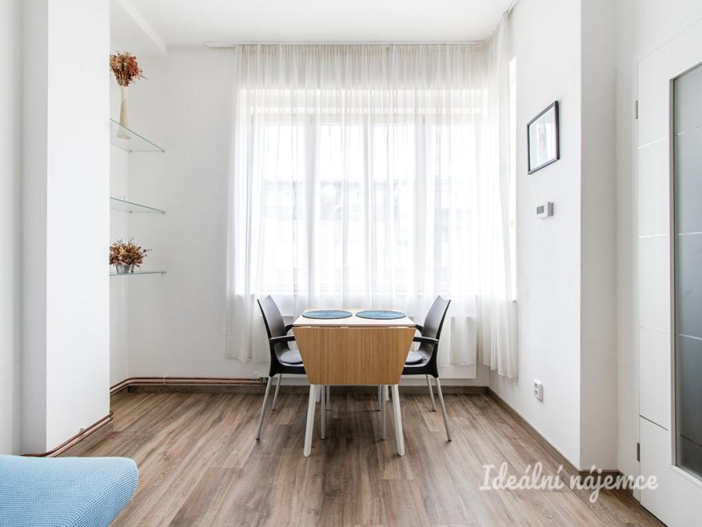 Pronájem bytu 2+kk 49 m2