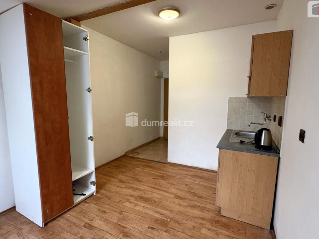 Pronájem bytu 1+kk 18 m2