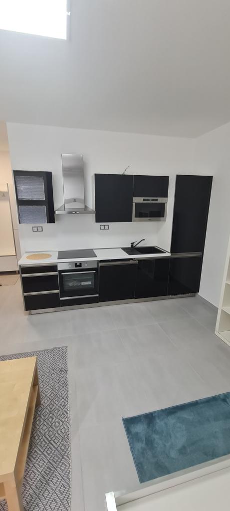Pronájem bytu 1+kk 33 m2