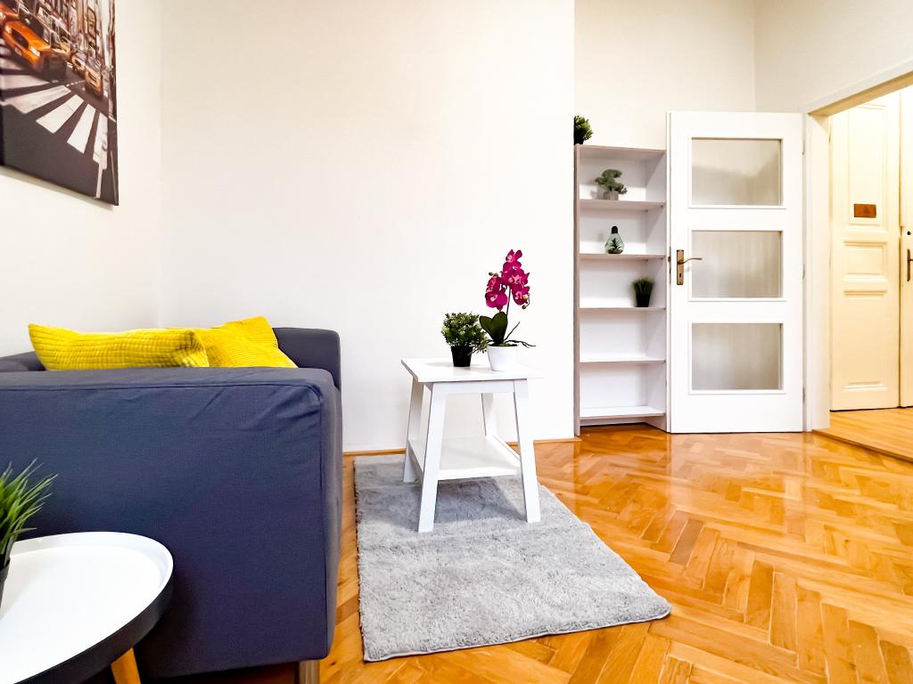 Pronájem bytu 2+kk 37 m2