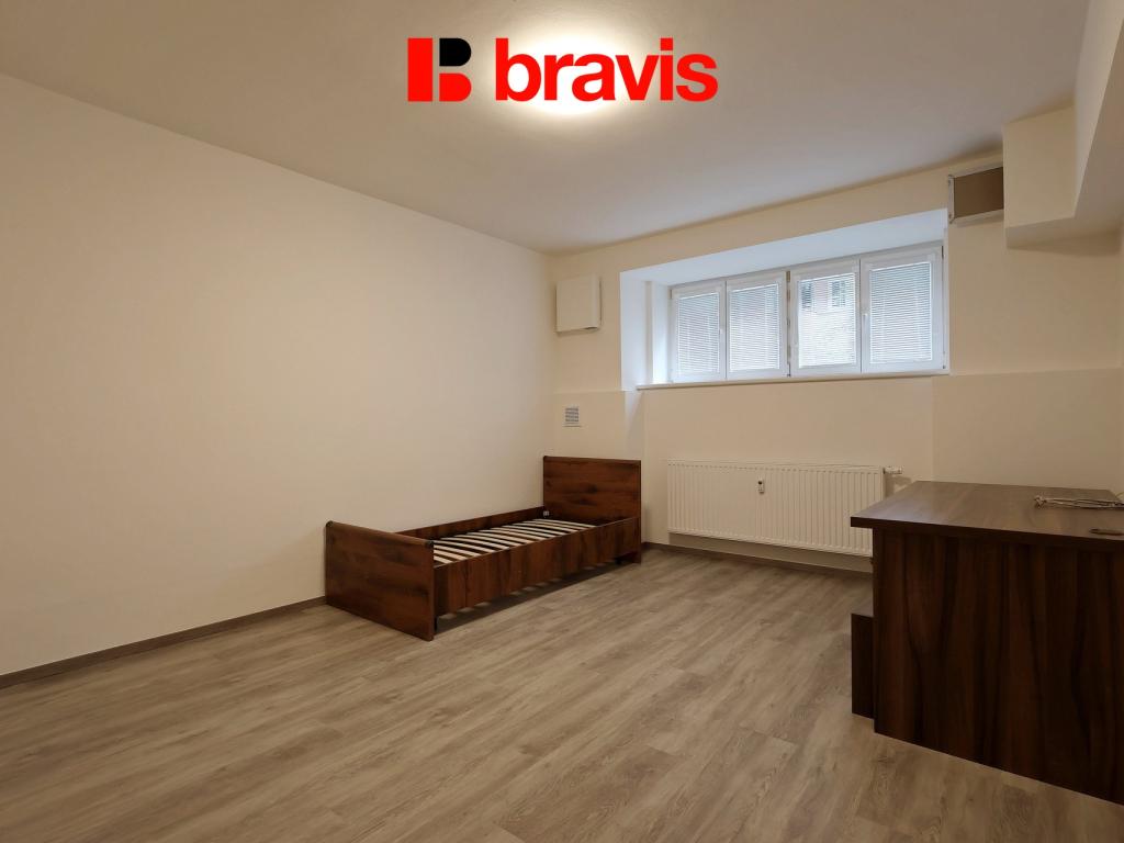 Pronájem bytu 1+1 40 m2