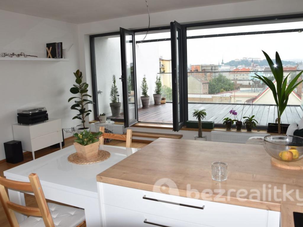 Pronajem bytu 3+kk 120 m2