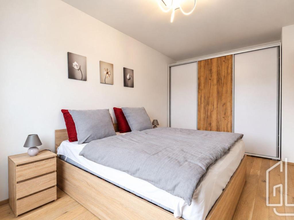 Pronájem bytu 2+kk 60 m2, Praha – náhled fotky 9