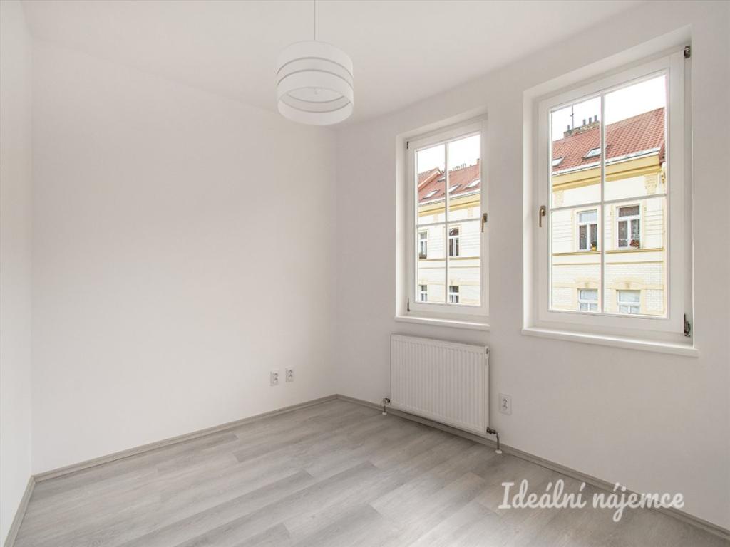 Pronájem bytu 2+kk 45 m2, Praha – náhled fotky 9