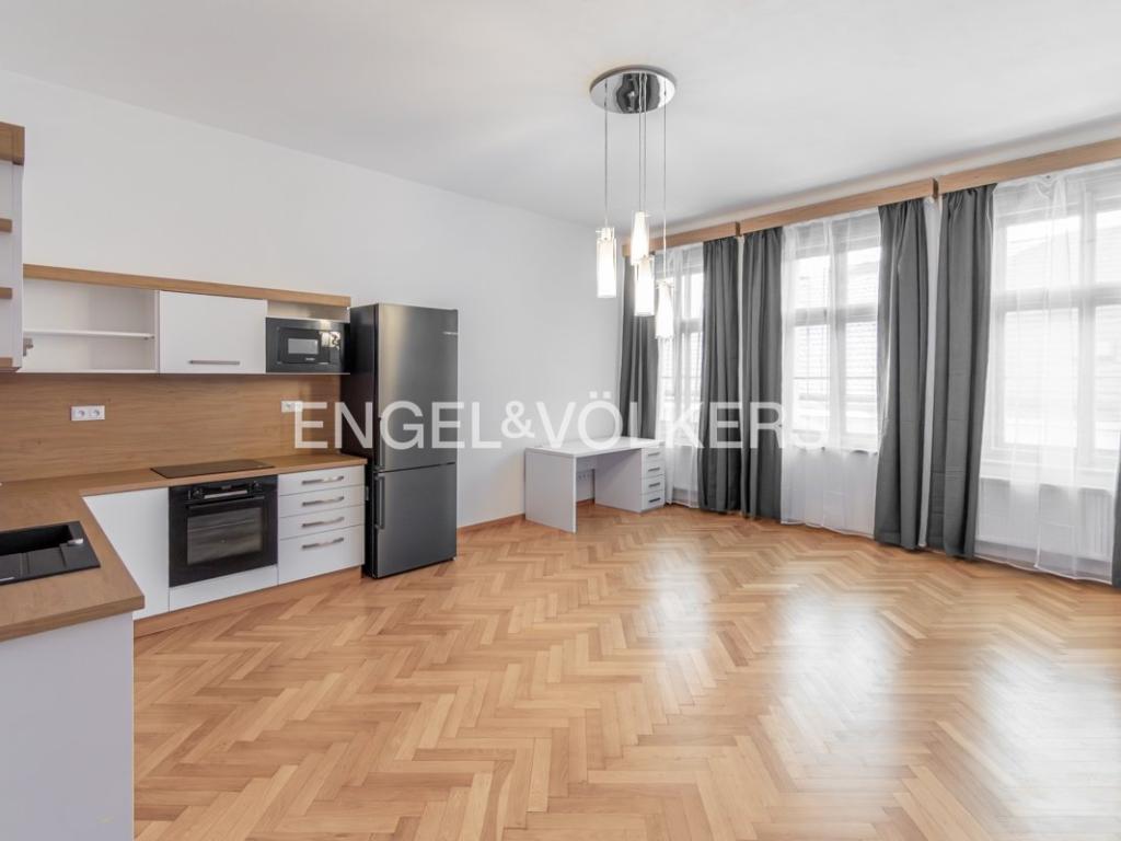 Pronájem bytu 2+kk 63 m2