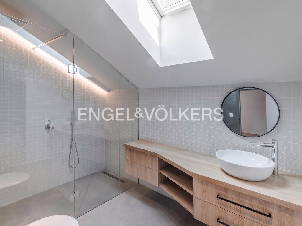 Pronájem bytu 3+kk 123 m2, Praha – náhled fotky 13