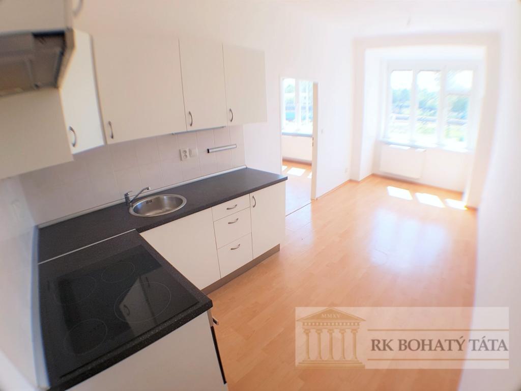 Pronájem bytu 2+1 65 m2