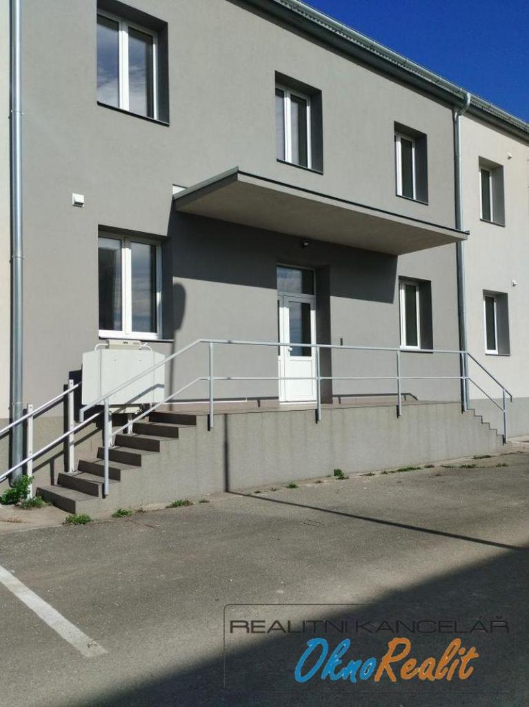Pronájem bytu 1+1 48 m2