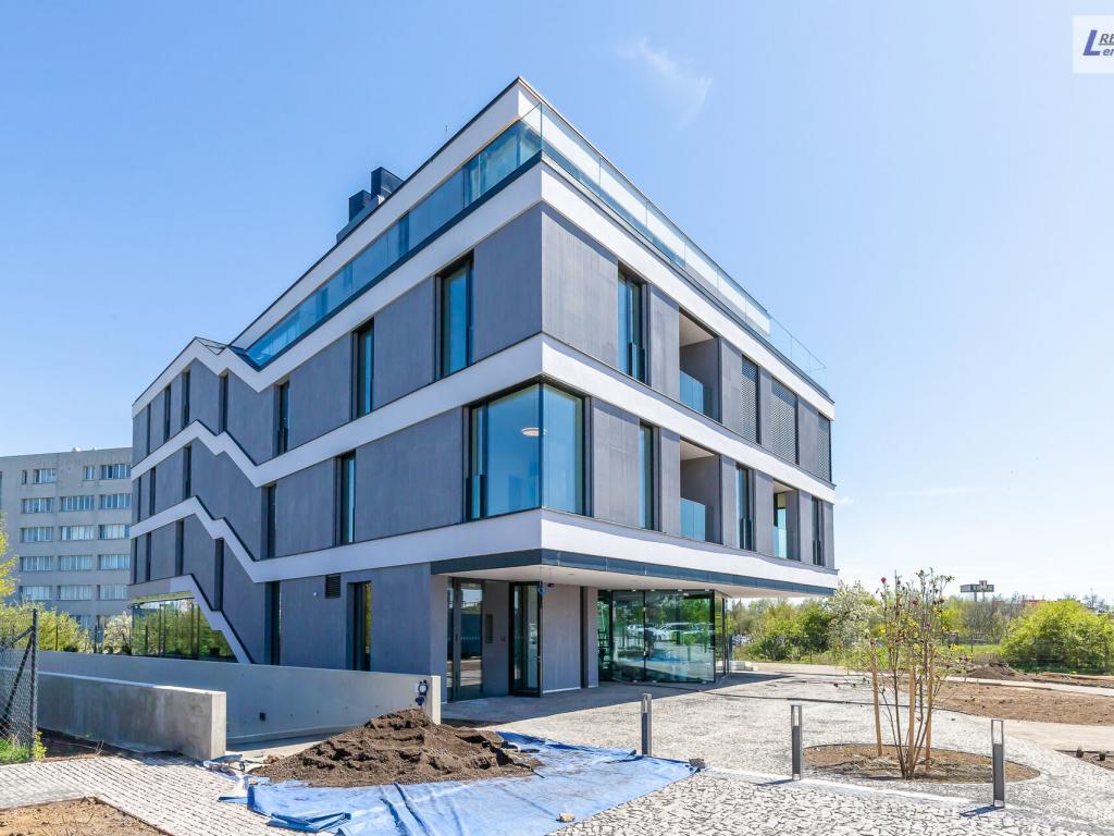 Pronájem bytu 2+kk 59 m2, Praha – náhled fotky 12