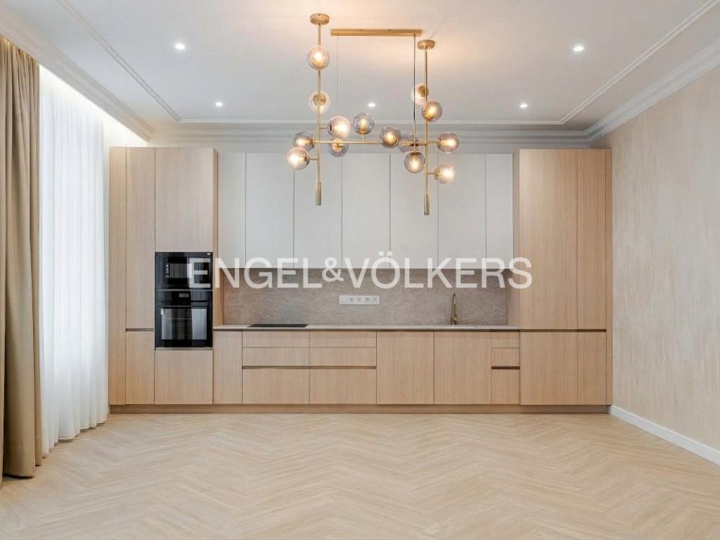 Pronájem bytu 3+kk 121 m2
