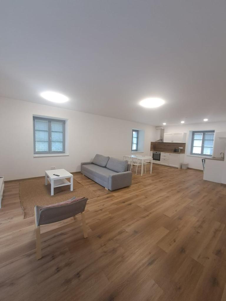 Pronájem bytu 2+kk 76 m2