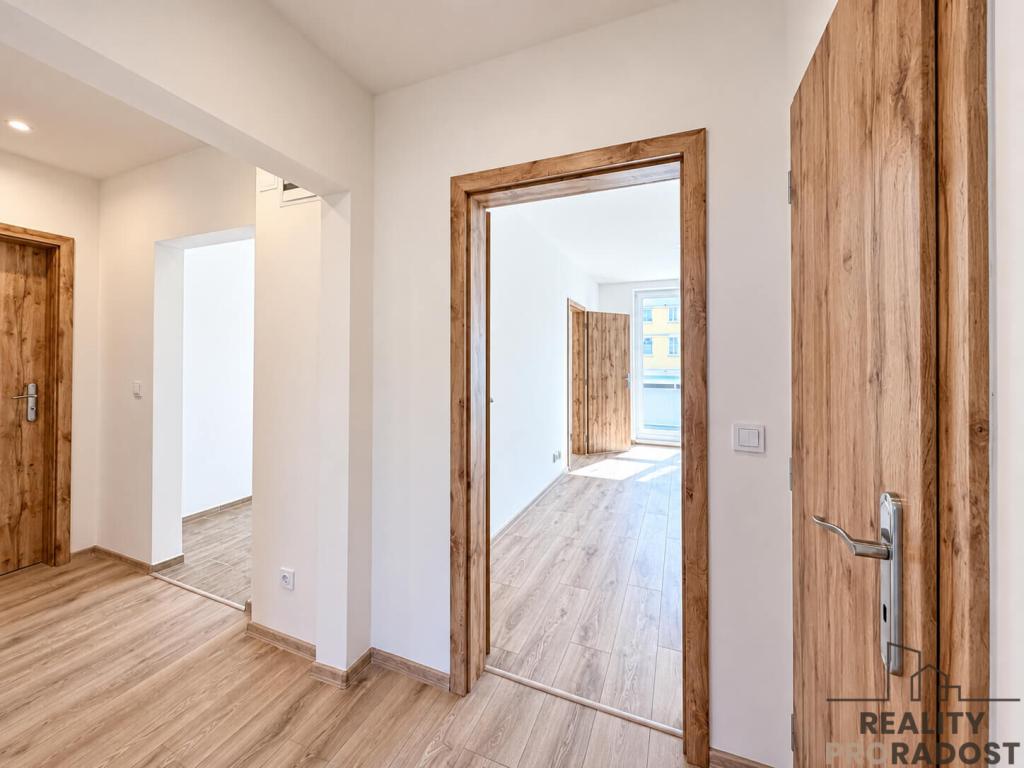 Prodej bytu 3+1 68 m2, Praha – náhled fotky 11