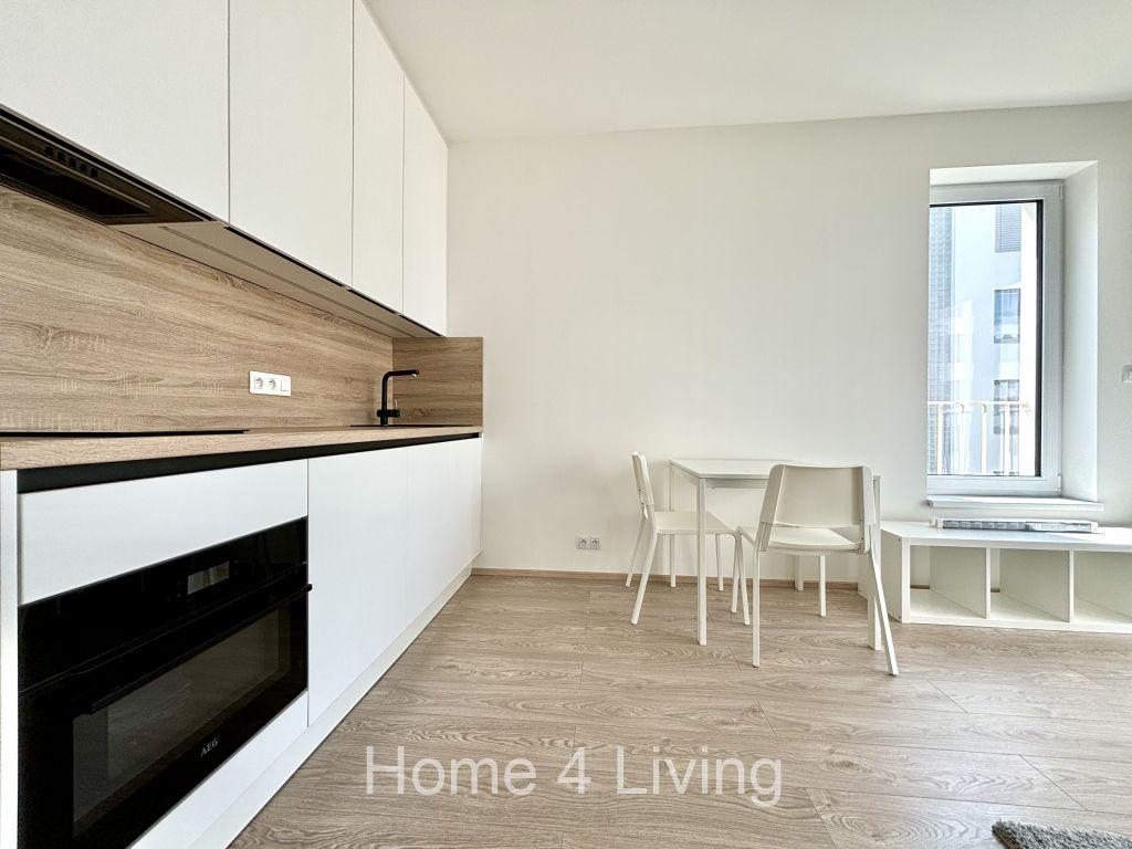 Pronájem bytu 1+kk 32 m2