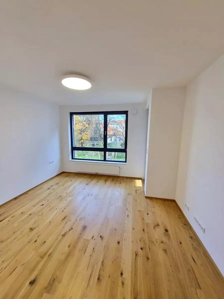 Pronájem bytu 2+kk 56 m2