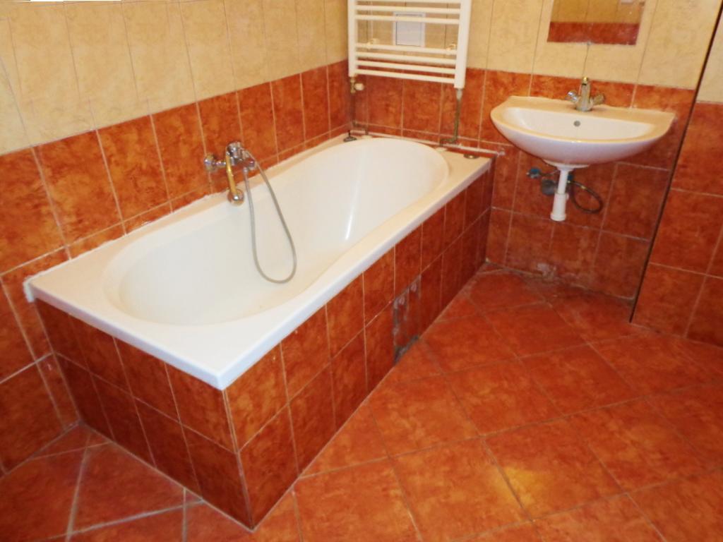 Spolubydleni bytu 2 lůžka 180 m2