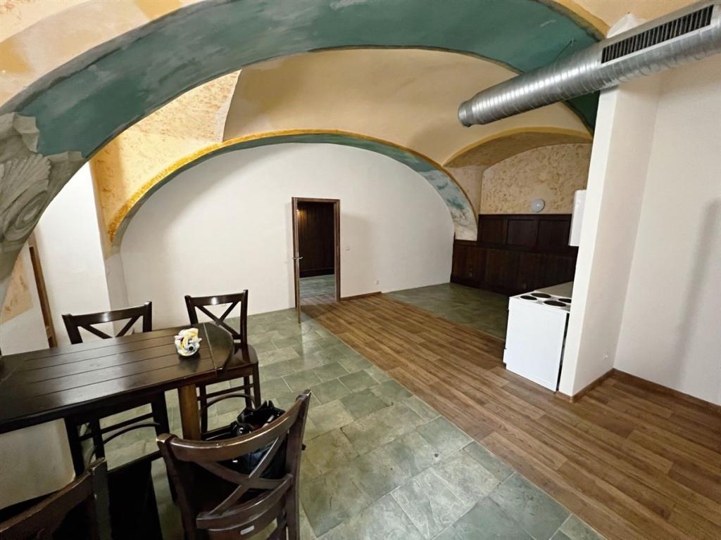 Pronájem bytu 2+kk 80 m2
