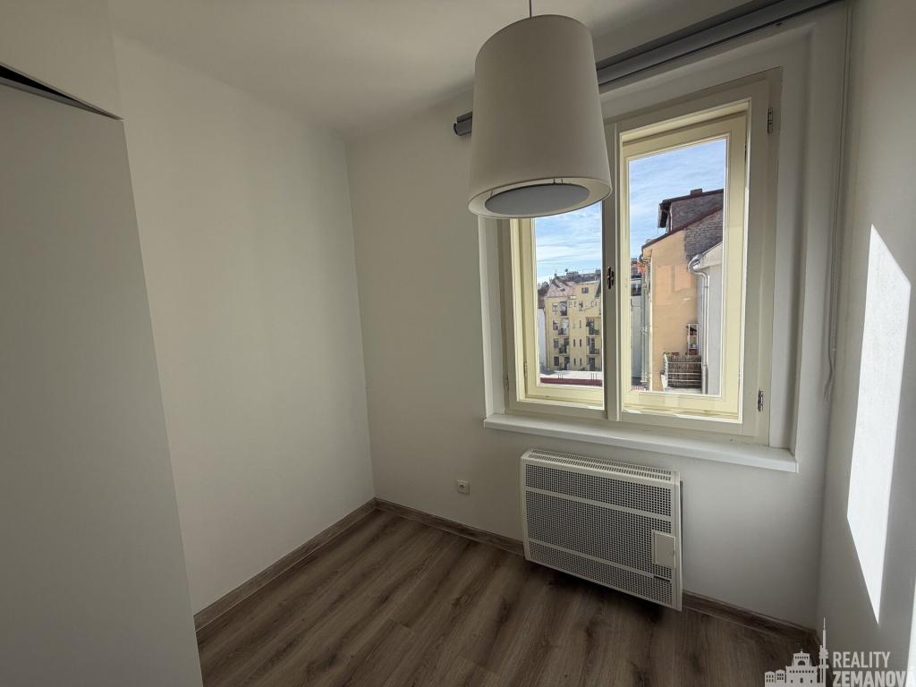 Pronájem bytu 1+1 40 m2